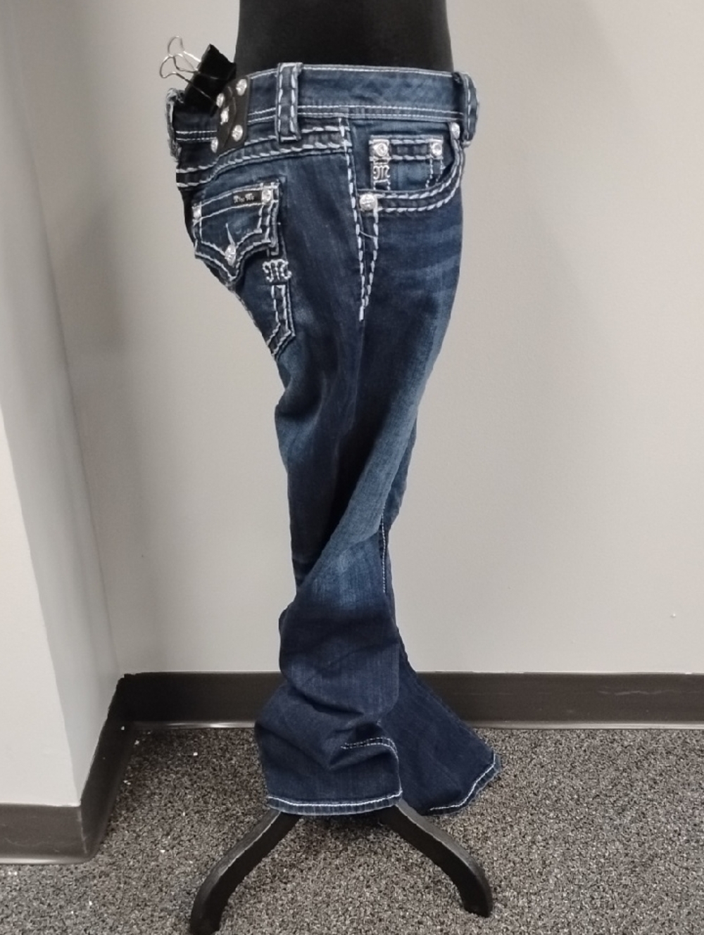 Miss Me Indigo Bootcut Jeans with White Stitching, Sz 30 - Picture 11 of 12